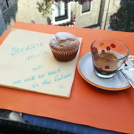 Nonna Ida Couette-café Scalea